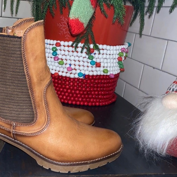 Exceptionally cared for Pikolinos. - Picture 3 of 4